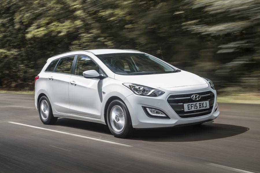  Hyundai i30 Tourer 2015 года  (UK) (фото 14 из 20)